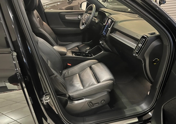 Volvo XC 40 cena 145900 przebieg: 159000, rok produkcji 2020 z Jarocin małe 497